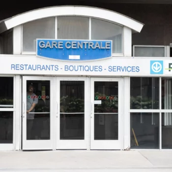 Tunnel Gare Centrale – Bonaventure : un parcours semé d’embûches pour les personnes en fauteuil roulant - actualité COPHAIN