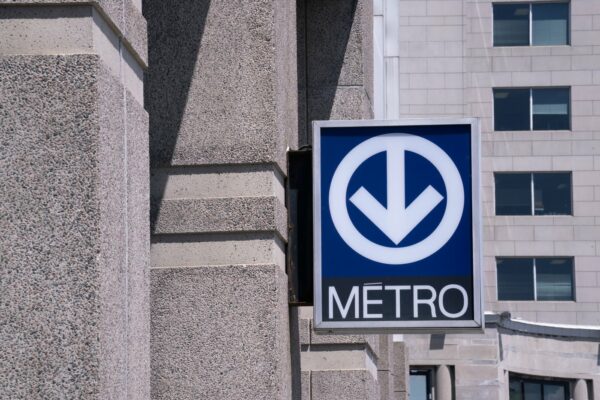 Le métro de Montréal a 60 ans — mais pas pour tout le monde - actualité COPHAIN